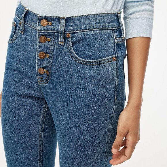 NWT J. Crew Flare Crop Mid Rise Jeans in All Day Stretch - Picture 2 of 13